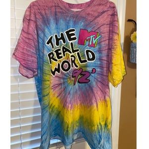 Plus Size Forever 21 MTV T-Shirt ❤️🧡💛💚💙💜🖤